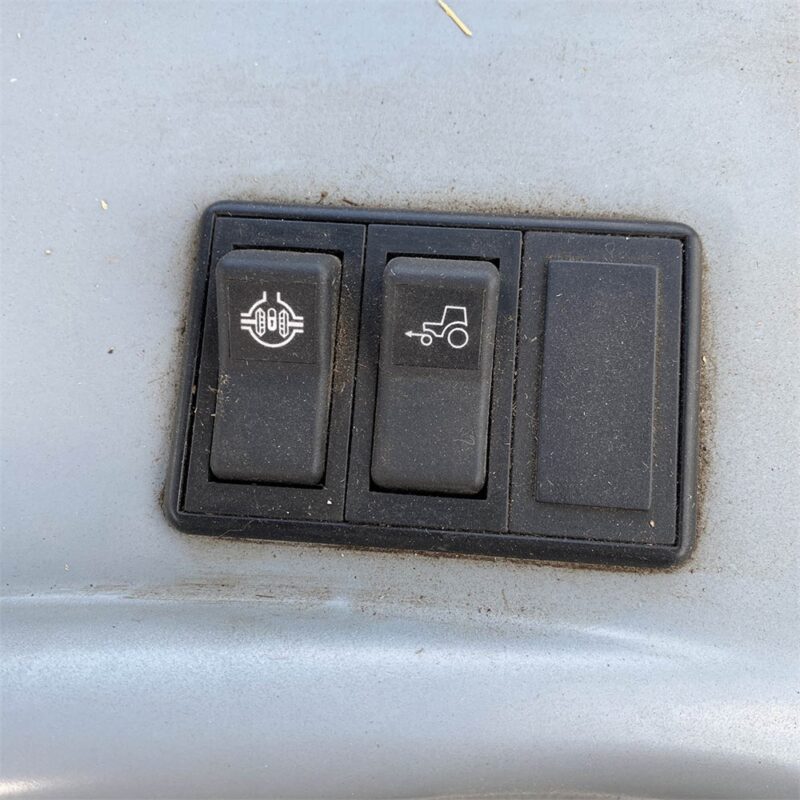 NEW HOLLAND T 5070 – 115 ch – 2010 – 273 H – Image 25