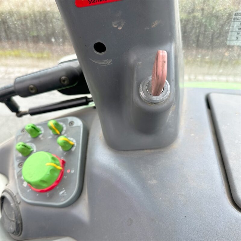 DEUTZ-FAHR AGROTRON X 720 – 277 ch – 2008 – 5 298 H – Image 56