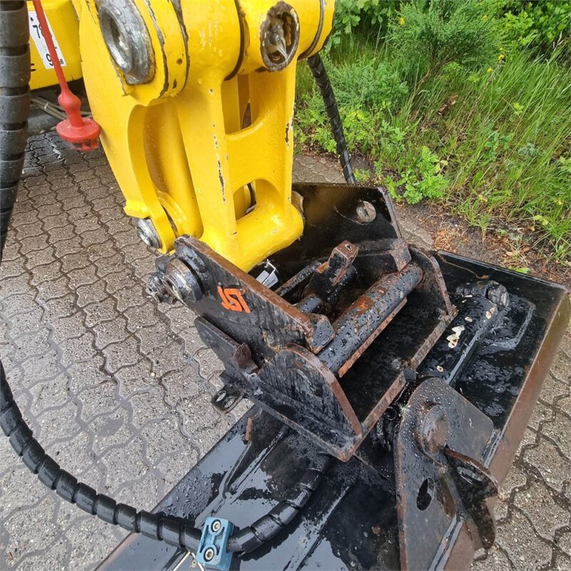 KOMATSU PC16R-3HS – 1T8 –232 h – 2021 – Image 41