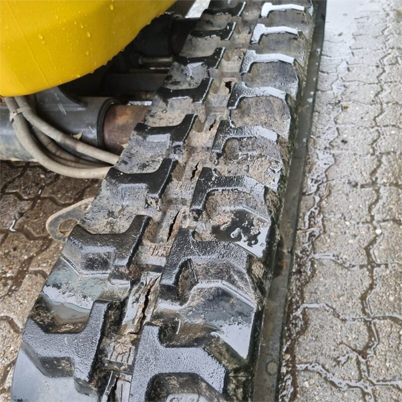 KOMATSU PC16R-3HS – 1T8 –232 h – 2021 – Image 43