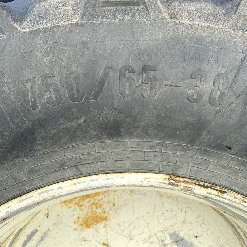 NEW HOLLAND TM135 – 136 ch – 2001 – 8 946 h – CHARGEUR FRONTAL – Image 30