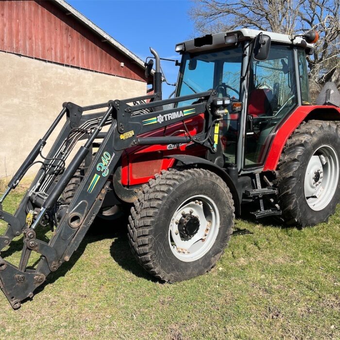 Massey Ferguson 4335-4 – 79 ch – 2002 – 3 876 h