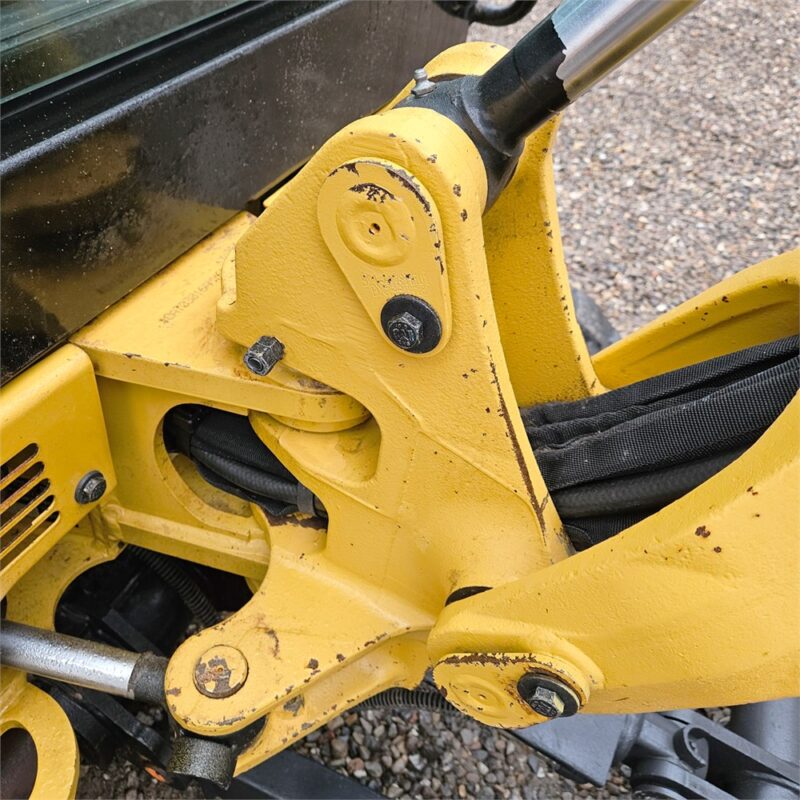 CATERPILLAR 301.6 – 2T – 2 895 h – 2019 – Image 10