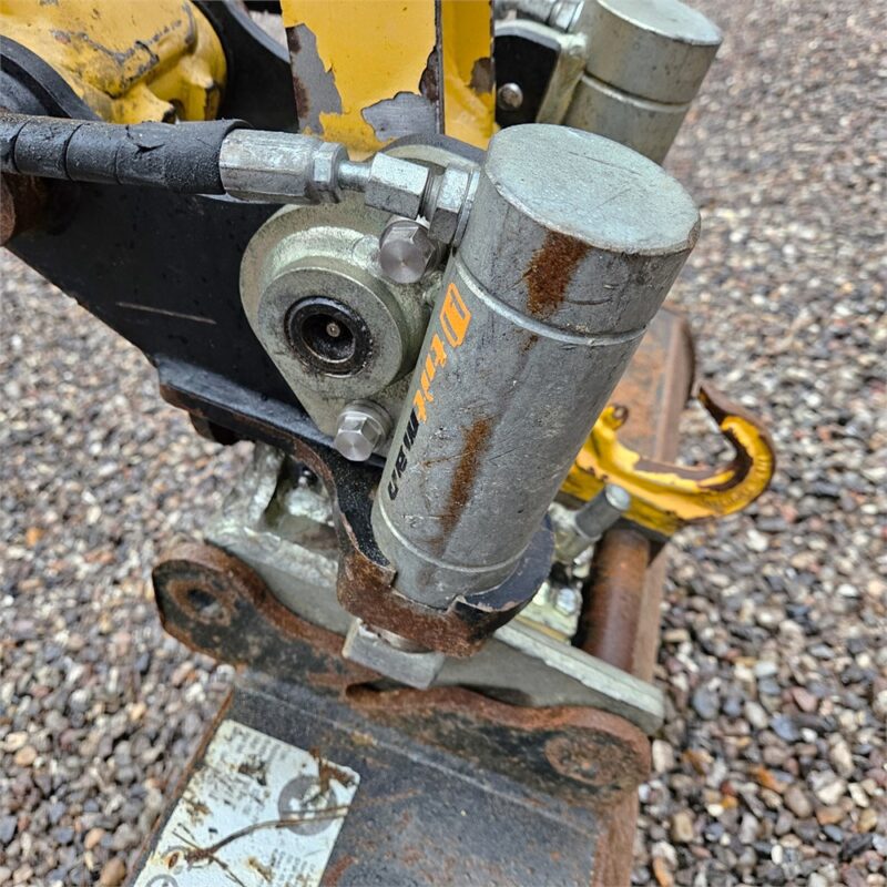 CATERPILLAR 301.6 – 2T – 2 895 h – 2019 – Image 17