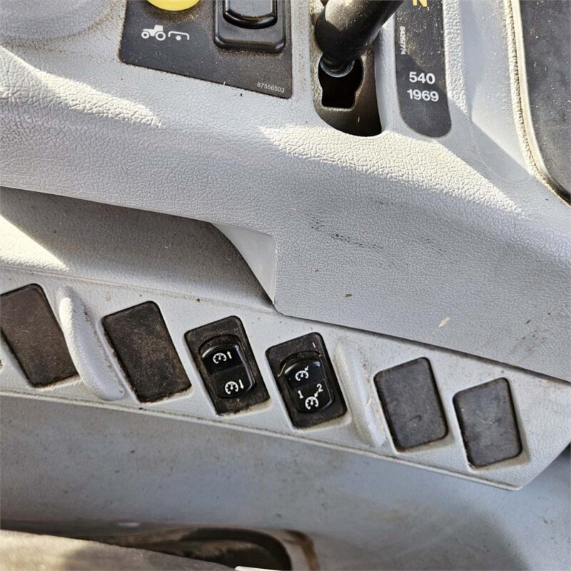 NEW HOLLAND T6020 – 112 ch – 2010 – 2612 H – Image 9