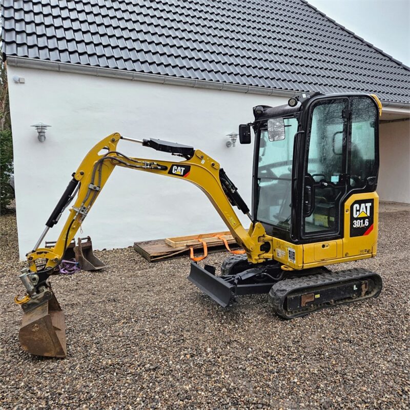CATERPILLAR 301.6 – 2T – 2 895 h – 2019 – Image 31