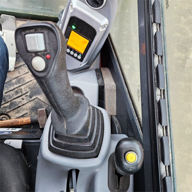 Yanmar SV17VT – 1T7 – 2022 – 690 h – Image 13