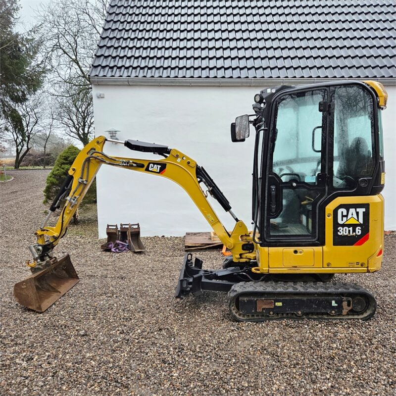 CATERPILLAR 301.6 – 2T – 2 895 h – 2019 – Image 47