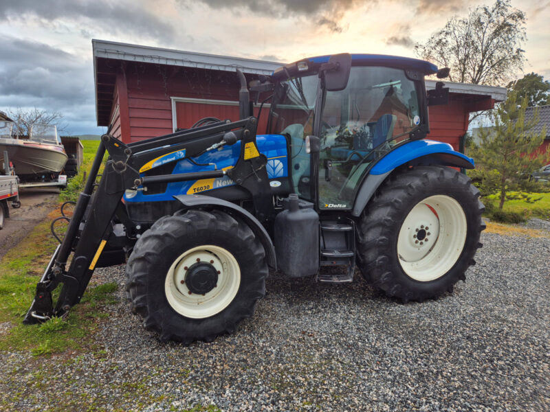 New Holland 6030 - 117 ch - 3 258 h - 2008 – Image 25