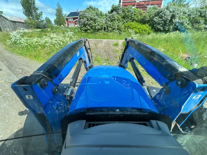 New Holland TS 100A 4WD - 101 ch - 1 316 h - 2005 – Image 53