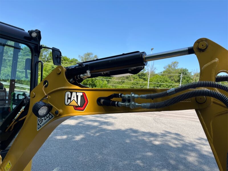 Caterpillar 301.8 – 2T – 50 h – 2024 – Image 23