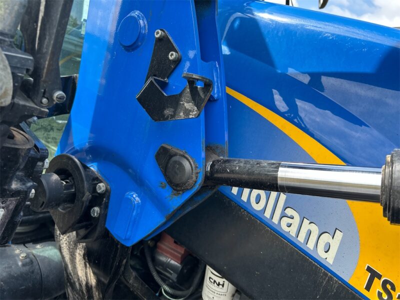 New Holland TS 100A 4WD - 101 ch - 1 316 h - 2005 – Image 14