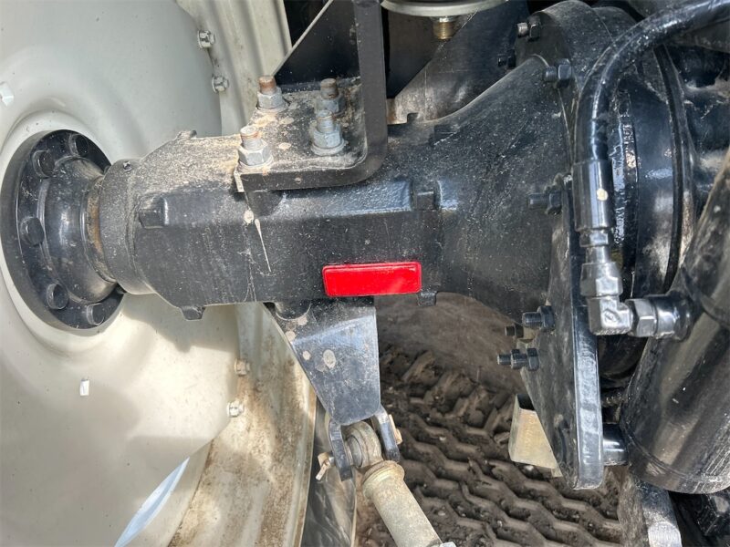 New Holland TS 100A 4WD - 101 ch - 1 316 h - 2005 – Image 23
