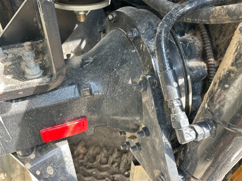 New Holland TS 100A 4WD - 101 ch - 1 316 h - 2005 – Image 25
