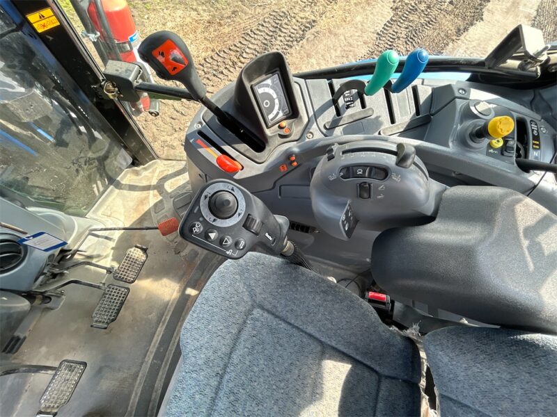 New Holland TS 100A 4WD - 101 ch - 1 316 h - 2005 – Image 33