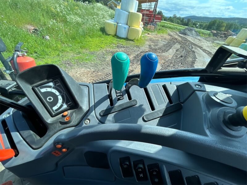 New Holland TS 100A 4WD - 101 ch - 1 316 h - 2005 – Image 34