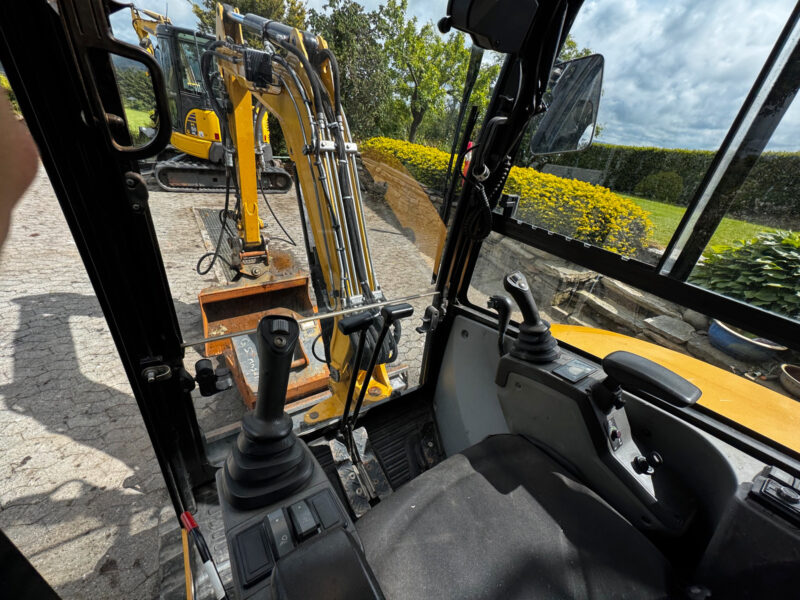 Caterpillar 302.7 - 2T7 - 5 786 h - 2016 – Image 2