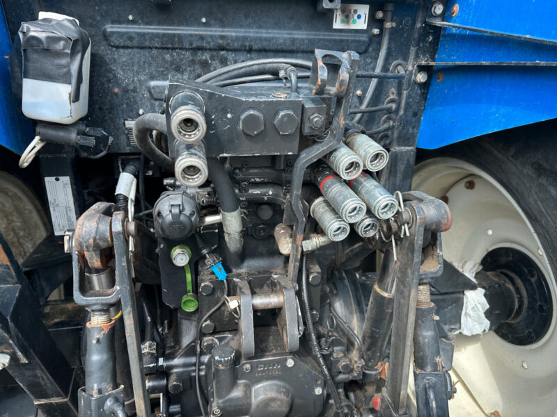 New Holland T5.115 – 115ch – 2 230 h – 2013 – Image 4